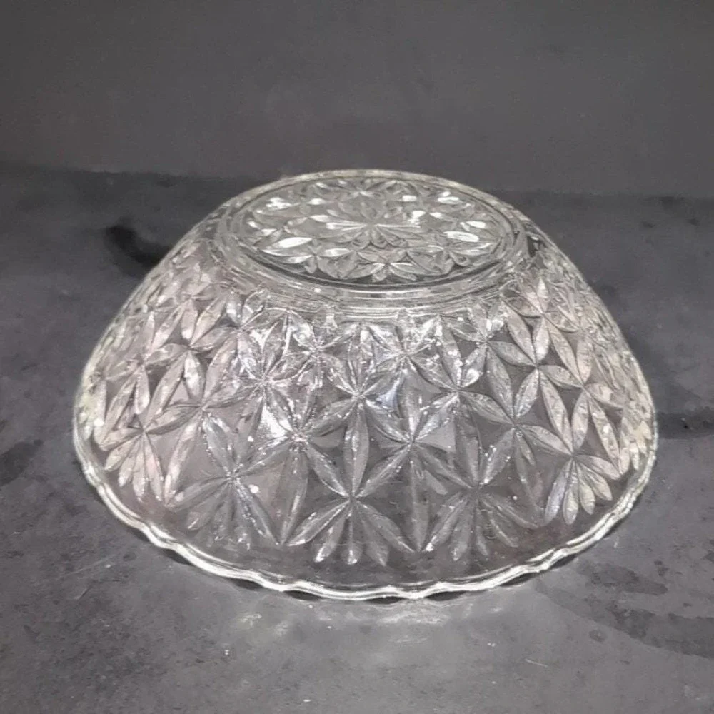 Pressed‎ Glass Petal Design Clear Serving Bowl, Replacement Vintage Glassware